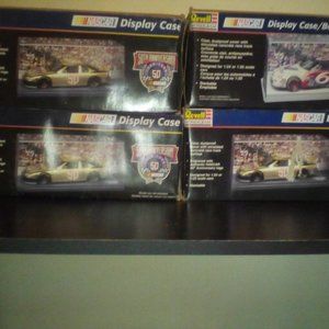 Revell Monogram Display Case.